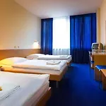 Dom Turystyczny Indigo Hostel *