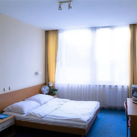 Dom Turystyczny Indigo Hostel *