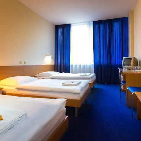 Dom Turystyczny Indigo Hostel *