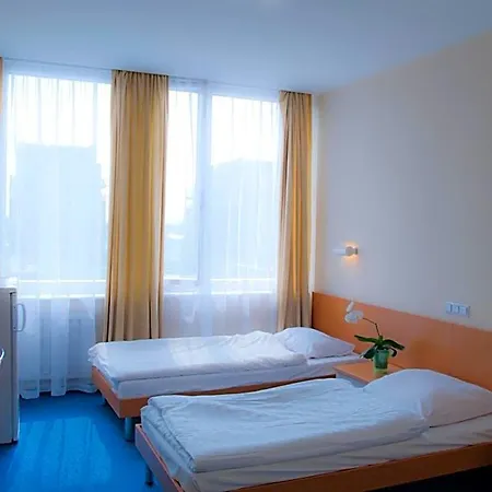 Hostel Dom Turystyczny Indigo *